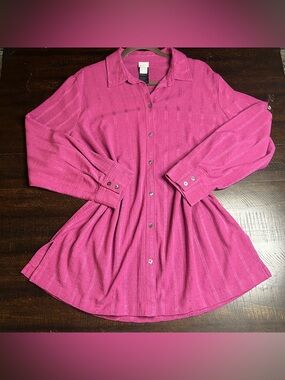 Chico's Textured Magenta Button-Front Top